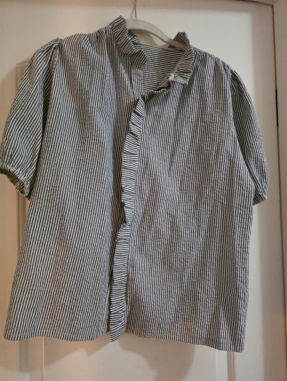 Cutest  Short-Sleeve Black & White Striped Button Up Blouse